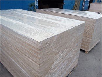 رفوف حائط من خشب الباولونيا